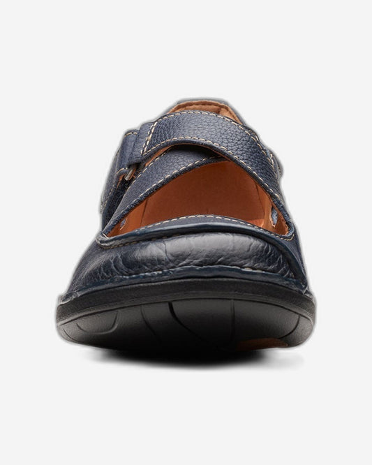 Clarks Un Loop Strap (Standard Fit)