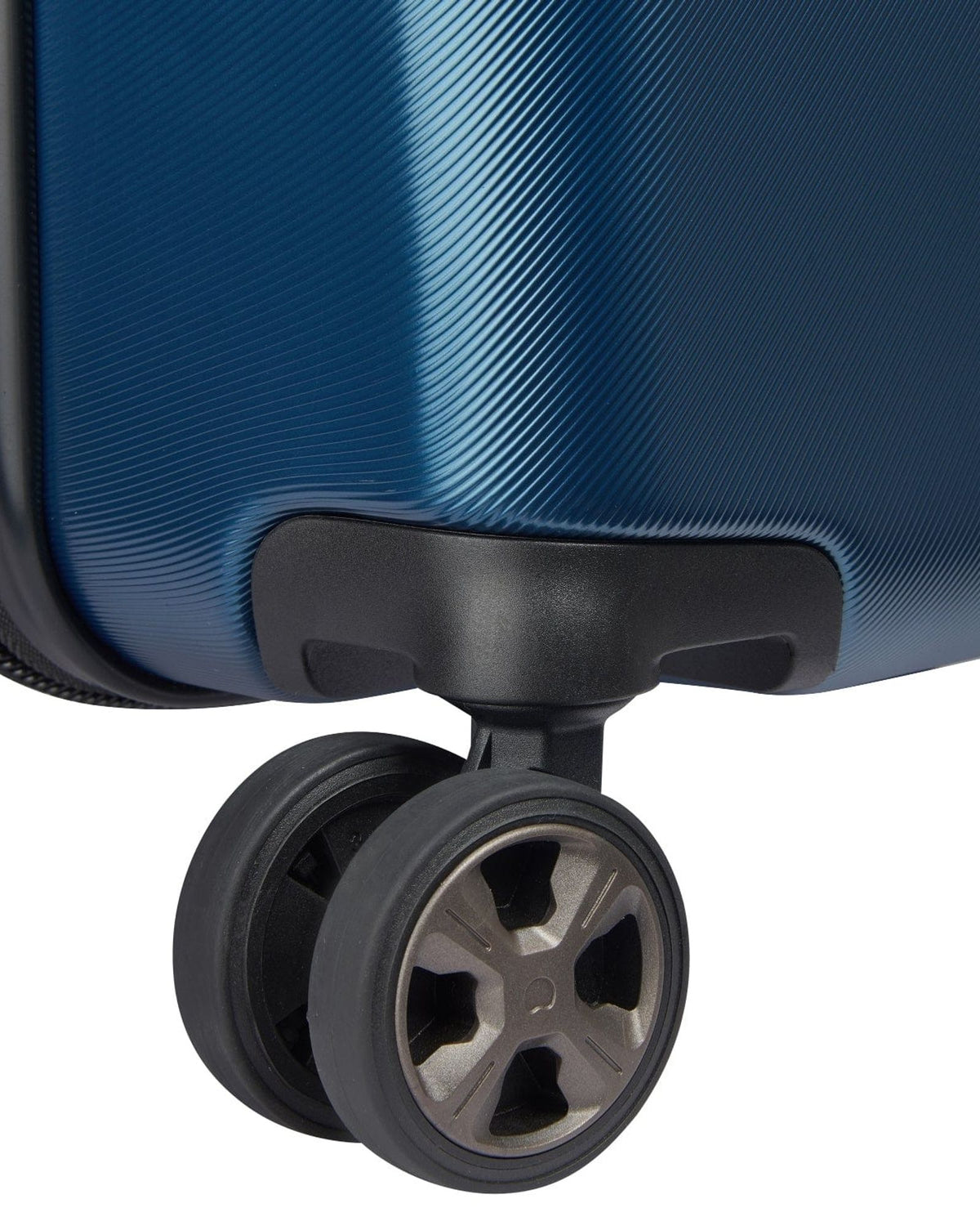 Delsey Paris Promenade Hard 2.0 55Cm Hardcase 4 Double Wheel Expandable Cabin Luggage Trolley Blue - 00208880102