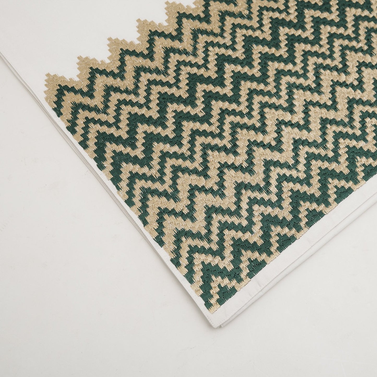 Creative Diva Table Runner Teal/Gold 43X250 - Em-02-18-Tr/43