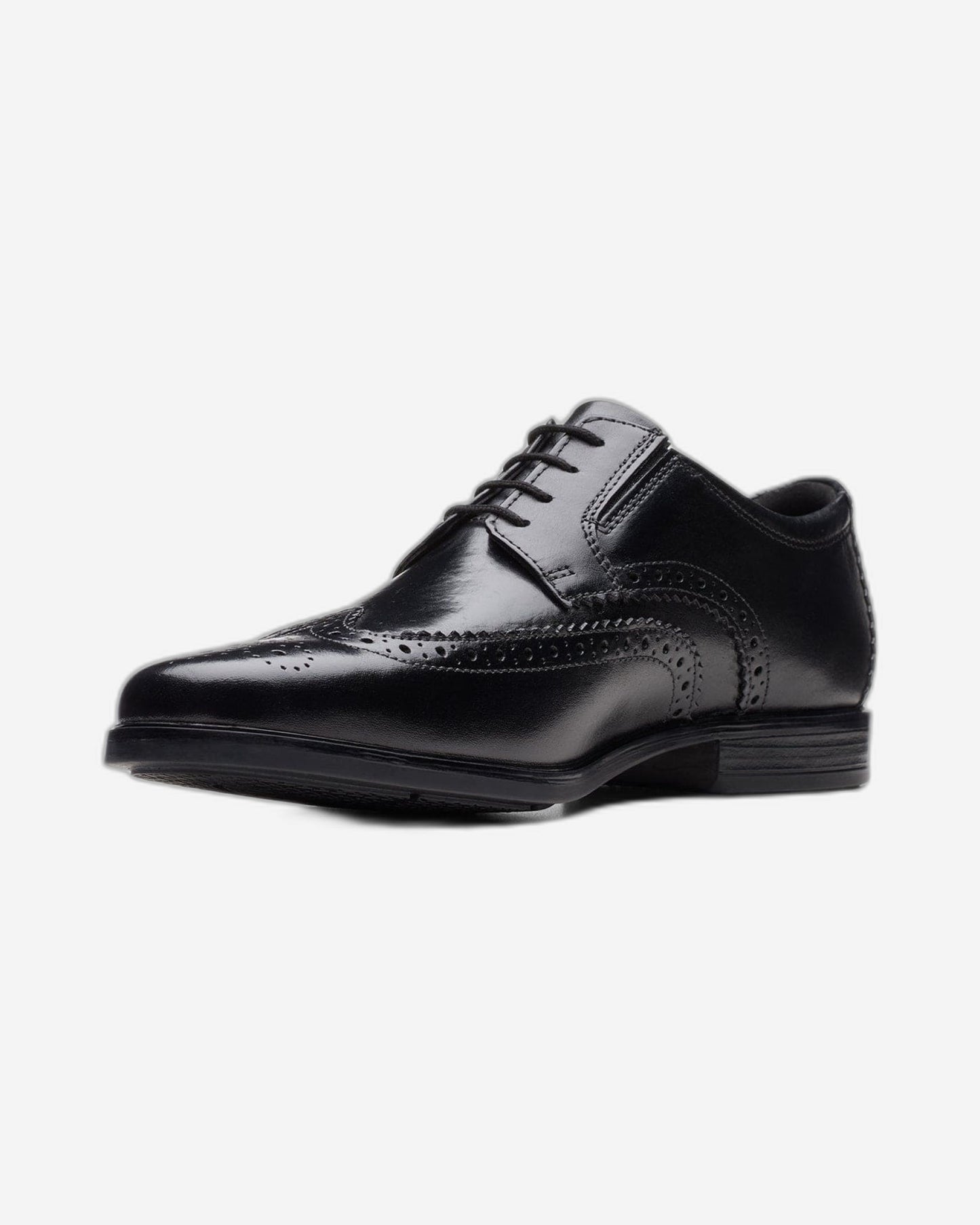 Clarks Howard Wing Shoes (Wide Fit)