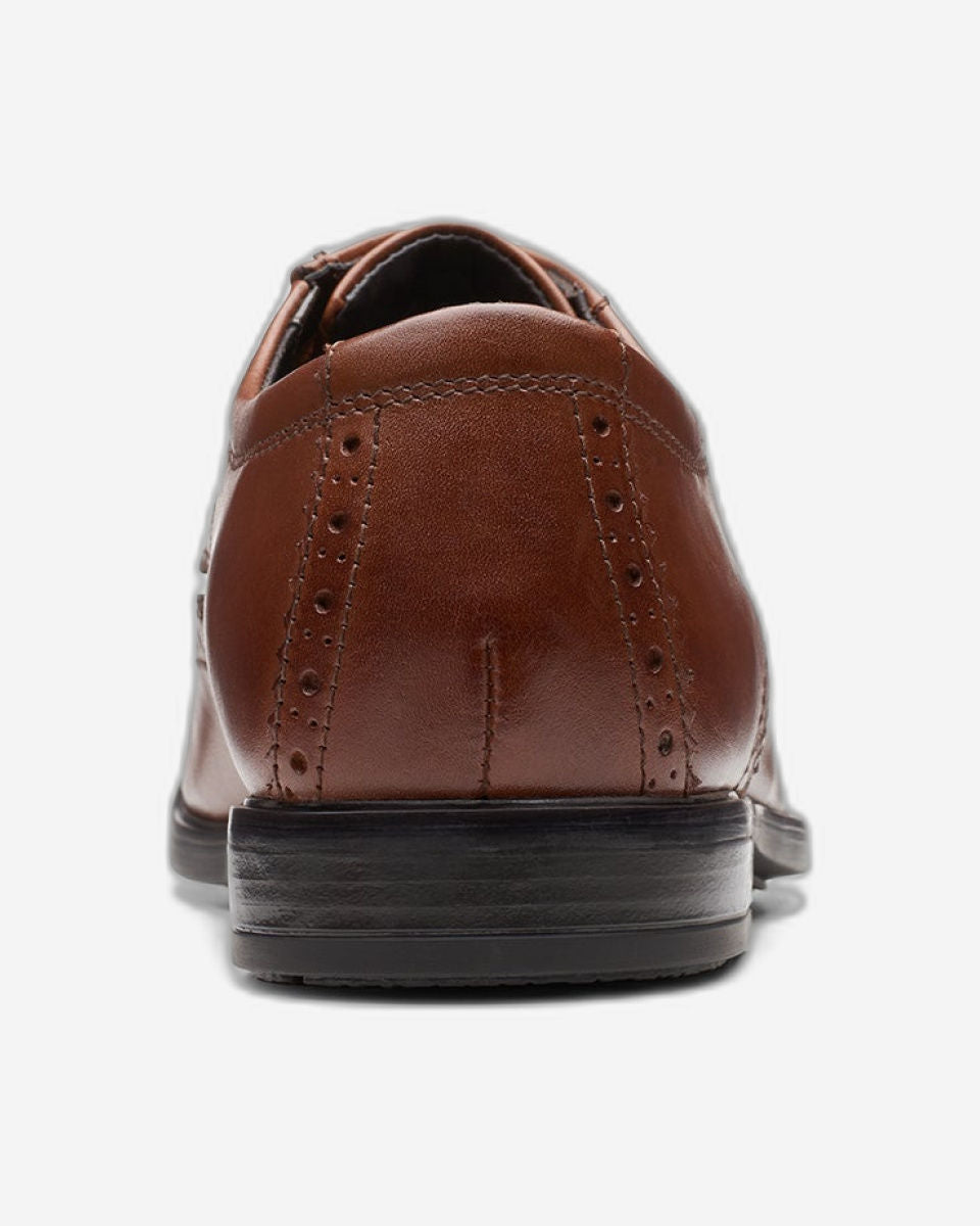 Clarks Howard Wing (Standard Fit)