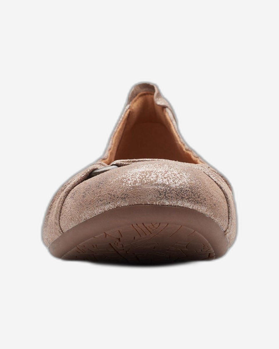 Clarks Rena Step Shoes (Standard Fit)