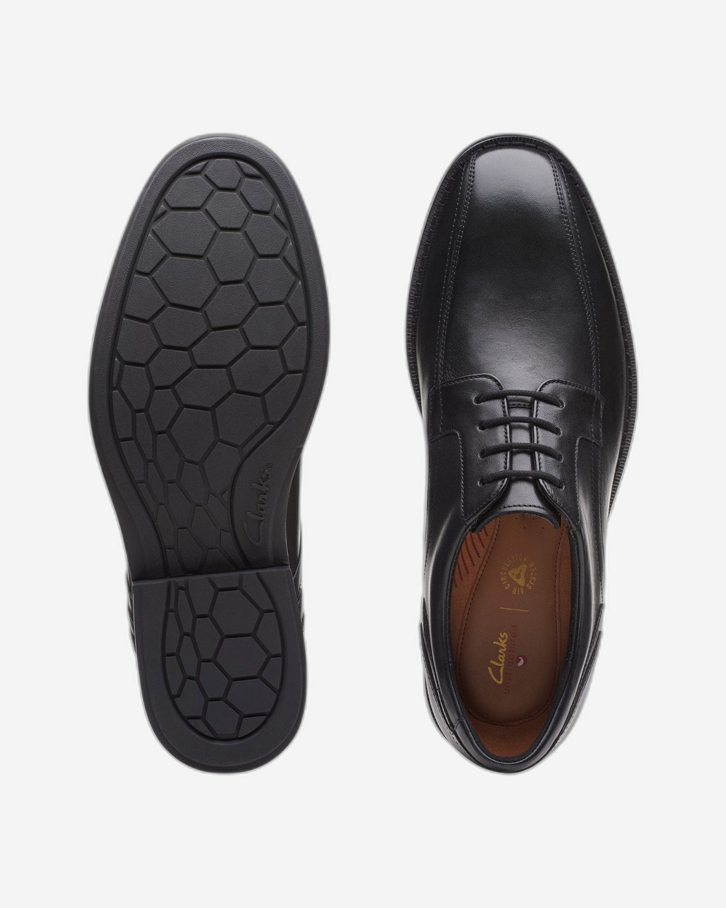 Clarks Un Hugh Way (Standard Fit)