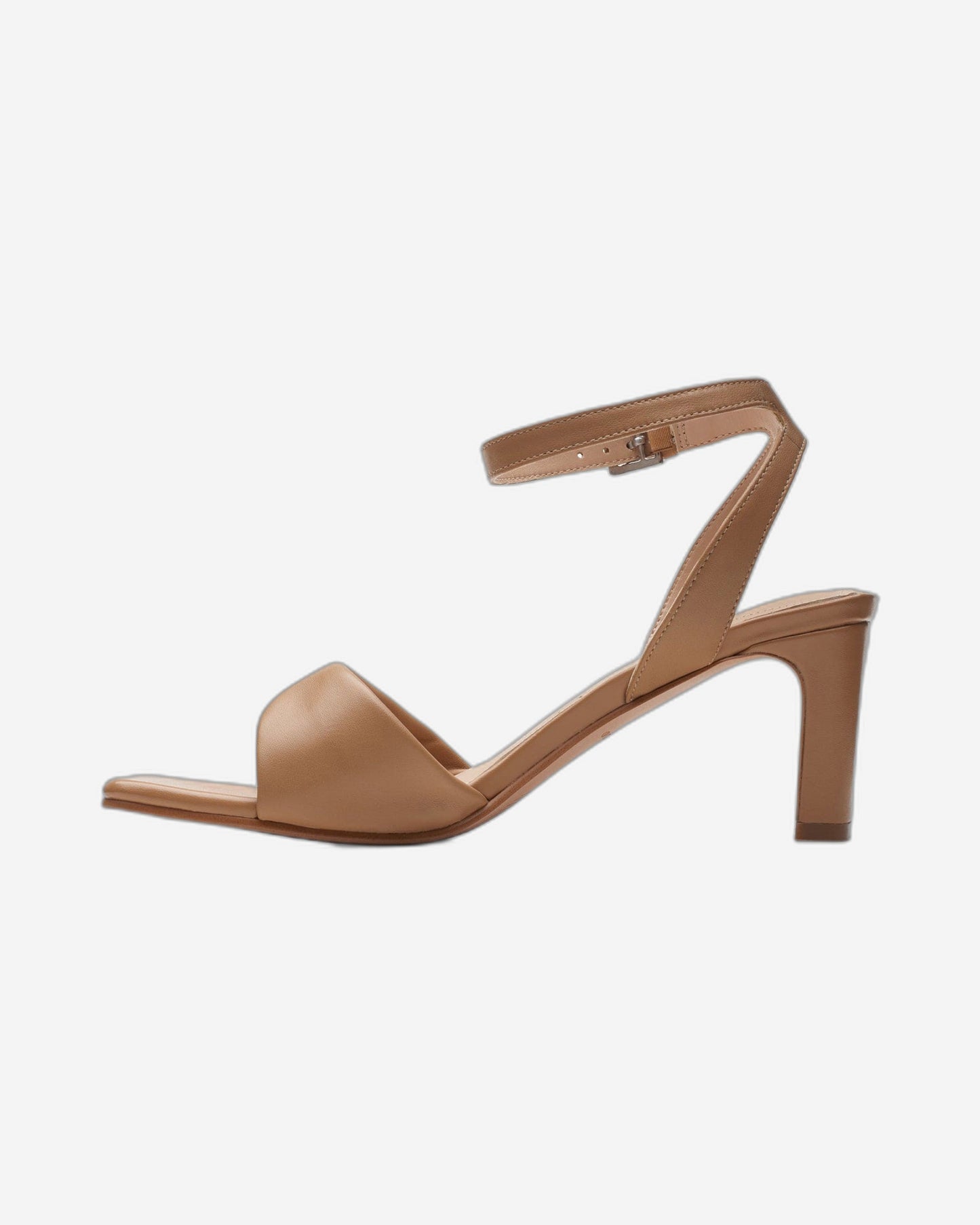 Clarks Seren65 Strap Sandals (Standard Fit)