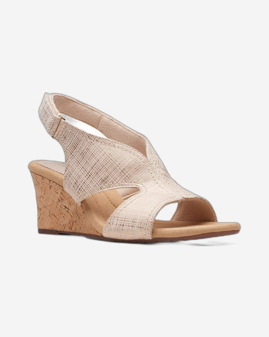 Clarks Kyarra Aster Sandals (Wide Fit)
