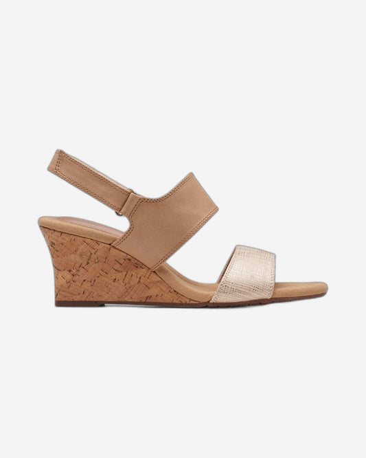 Clarks Kyarra Faye Sandals (Wide Fit)