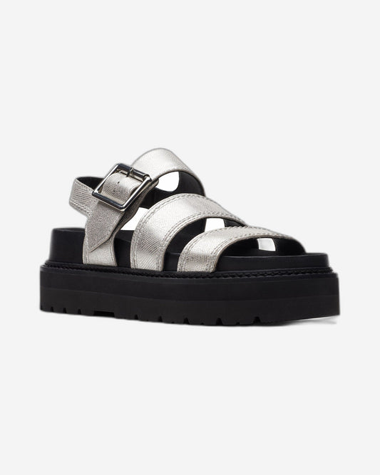 Clarks Orianna Over (Standard Fit)