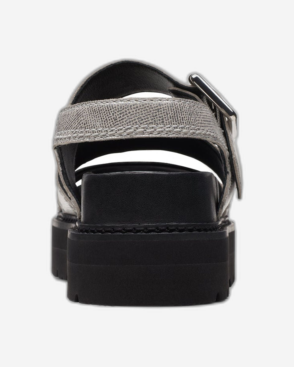 Clarks Orianna Over (Standard Fit)