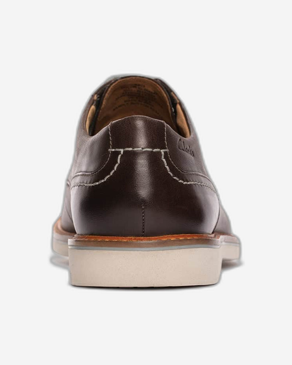 Clarks Atticus Lt Cap Shoes (Standard Fit)