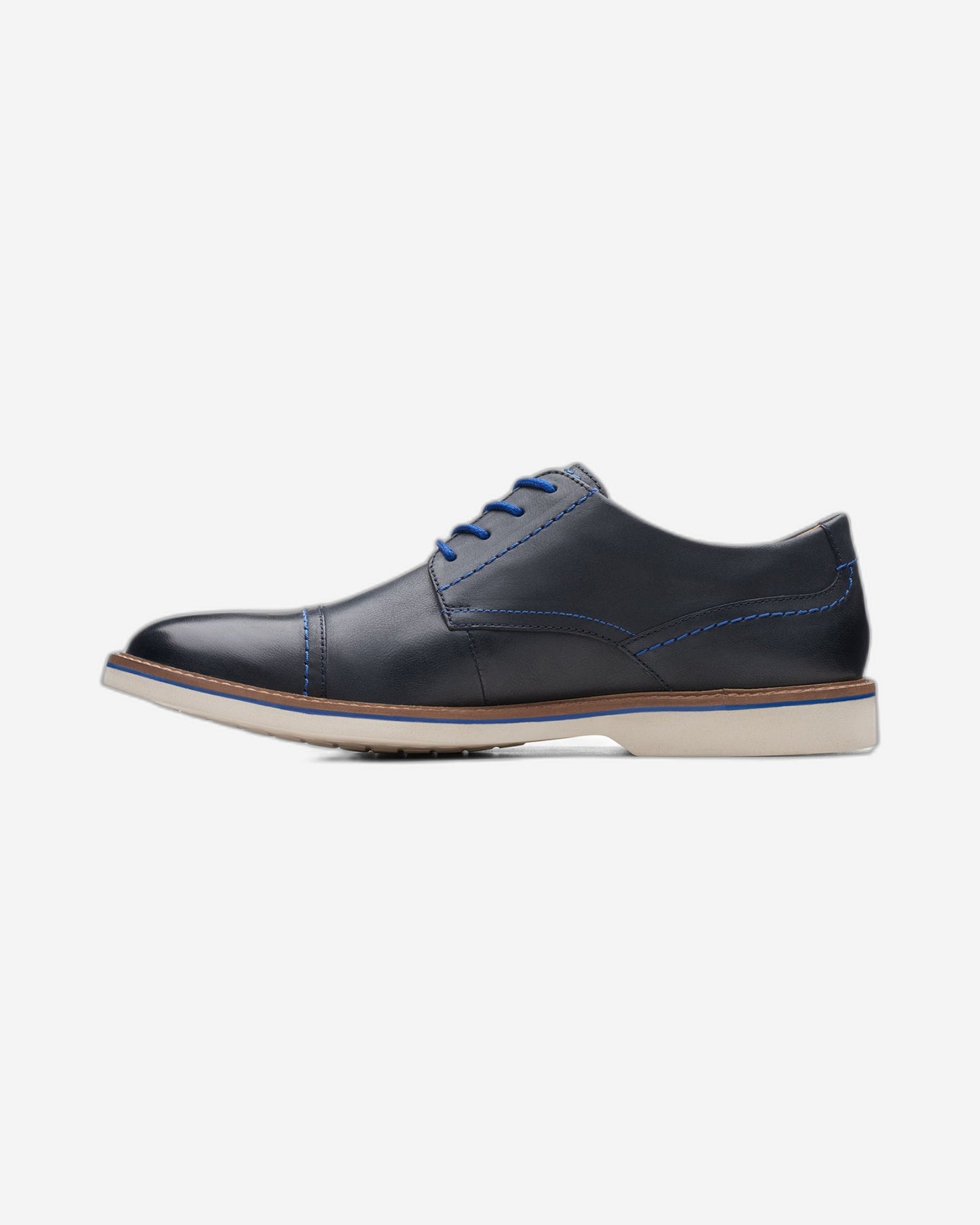 Clarks Atticus Lt Cap (Standard Fit)