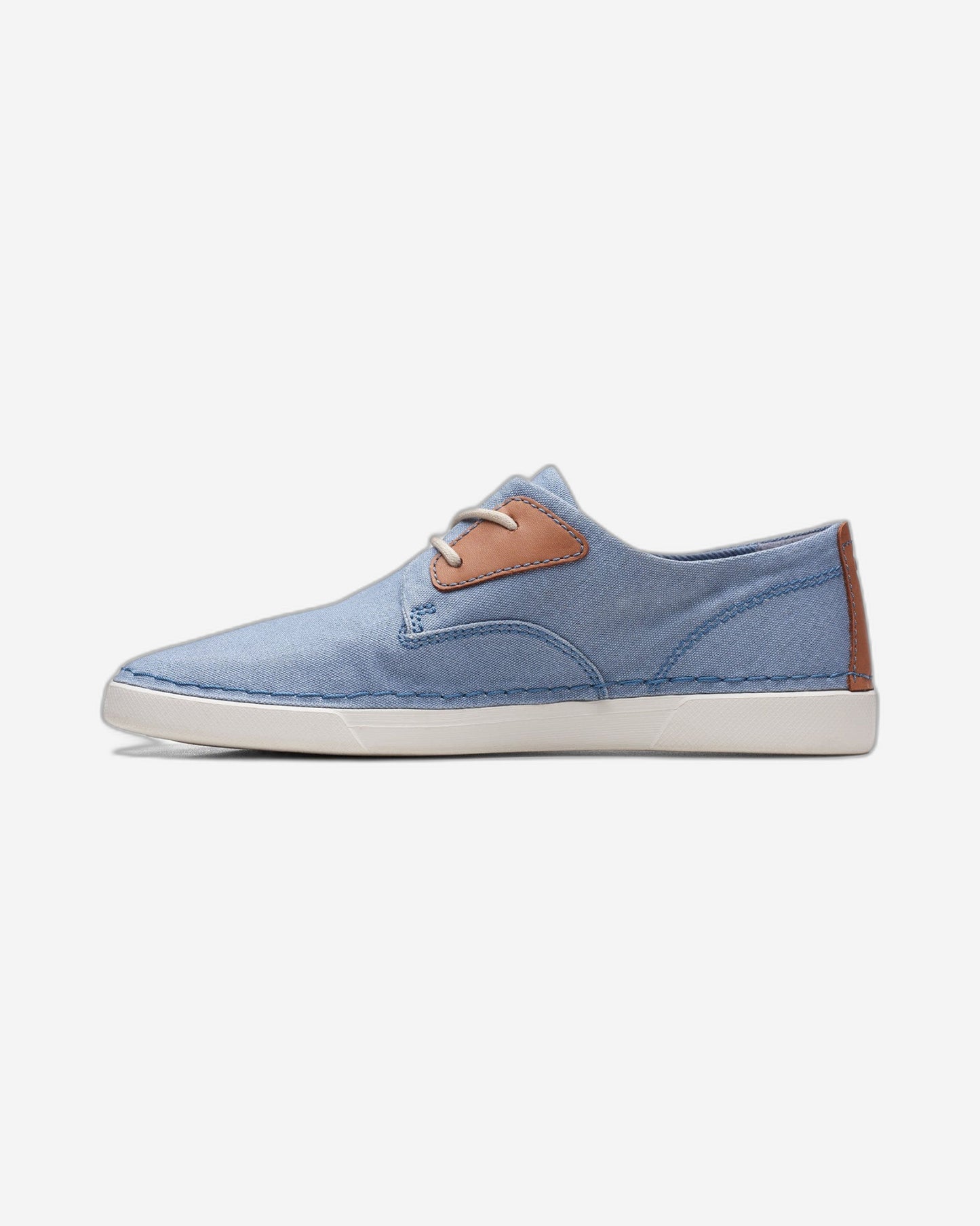 Clarks Gereld Tie Shoes (Wide Fit)