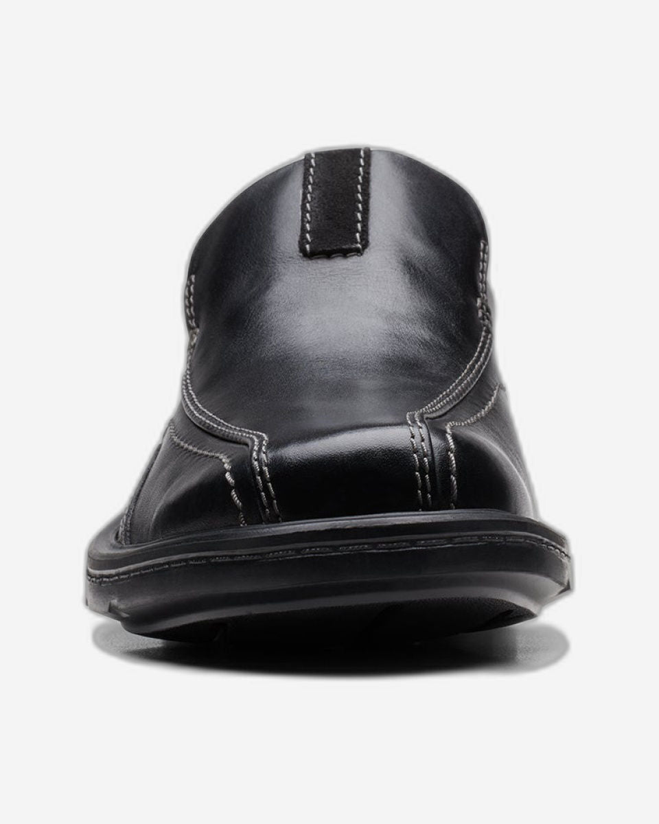 Clarks Gessler Step Shoes (Standard Fit)