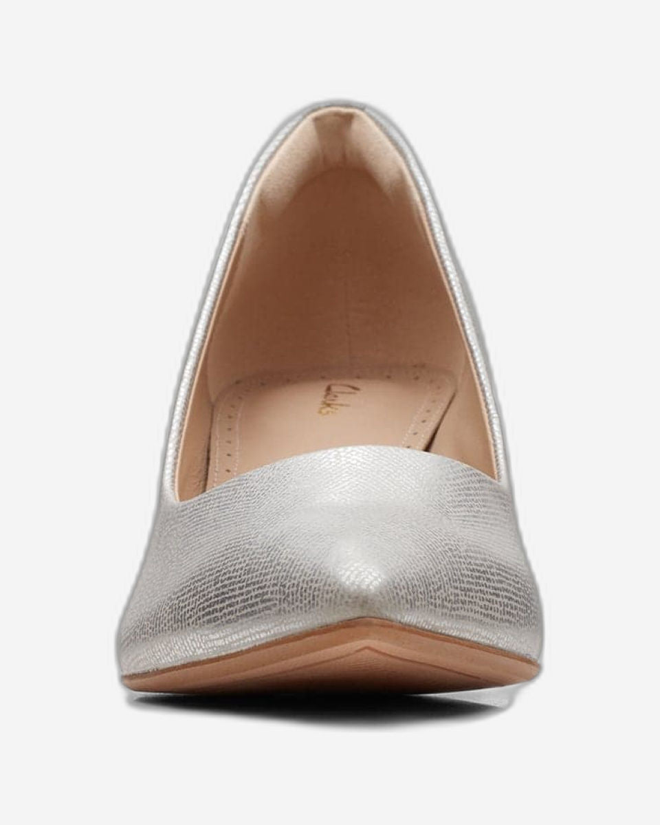 Clarks Violet55 Rae Shoes (Wide Fit)