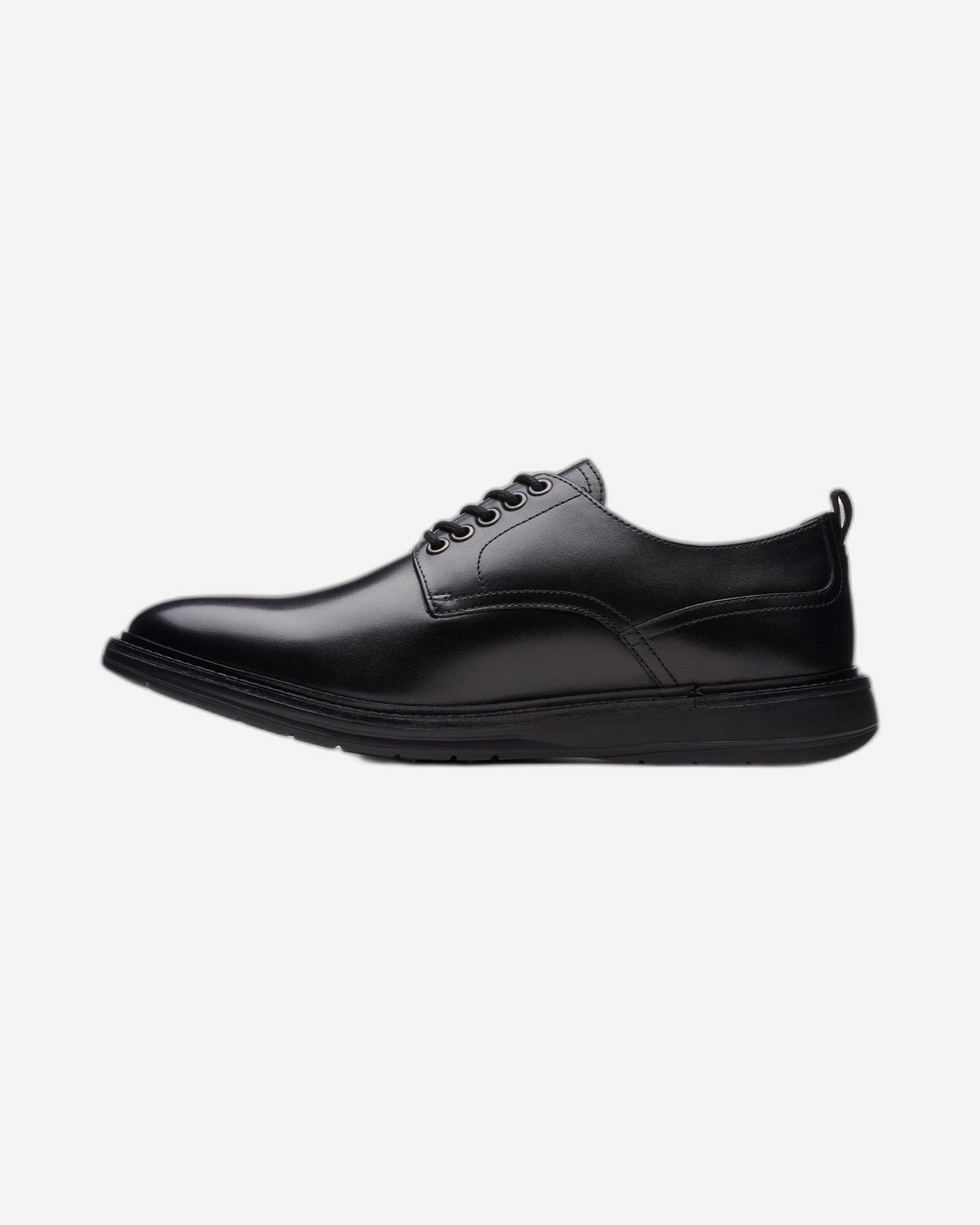 Clarks Chantry Lace (Standard Fit)