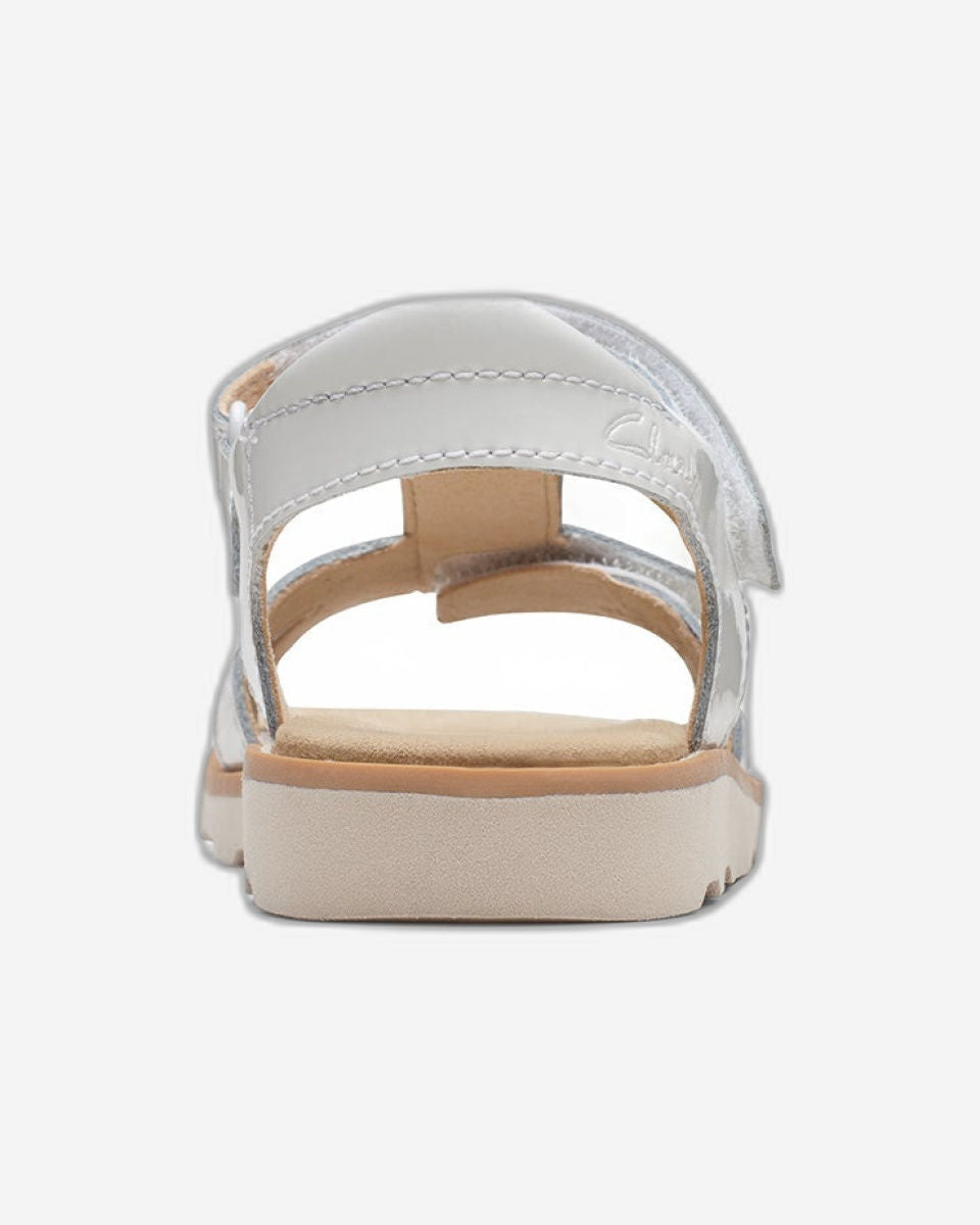 Clarks Girls Crown Beat Kid. (Wide Fit)