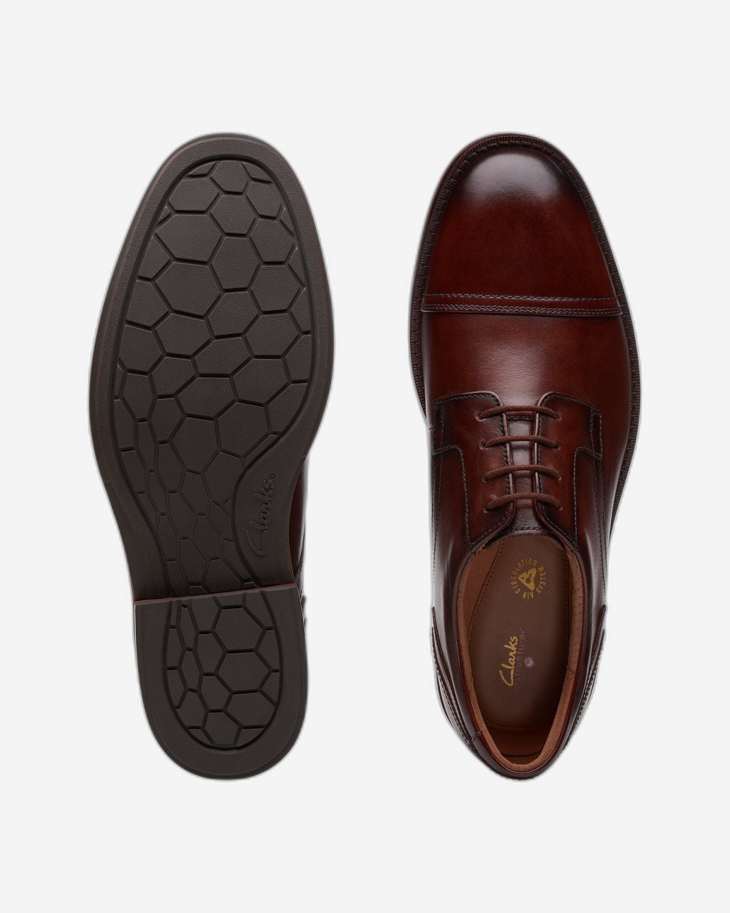 Clarks Un Hugh Cap (Wide Fit)