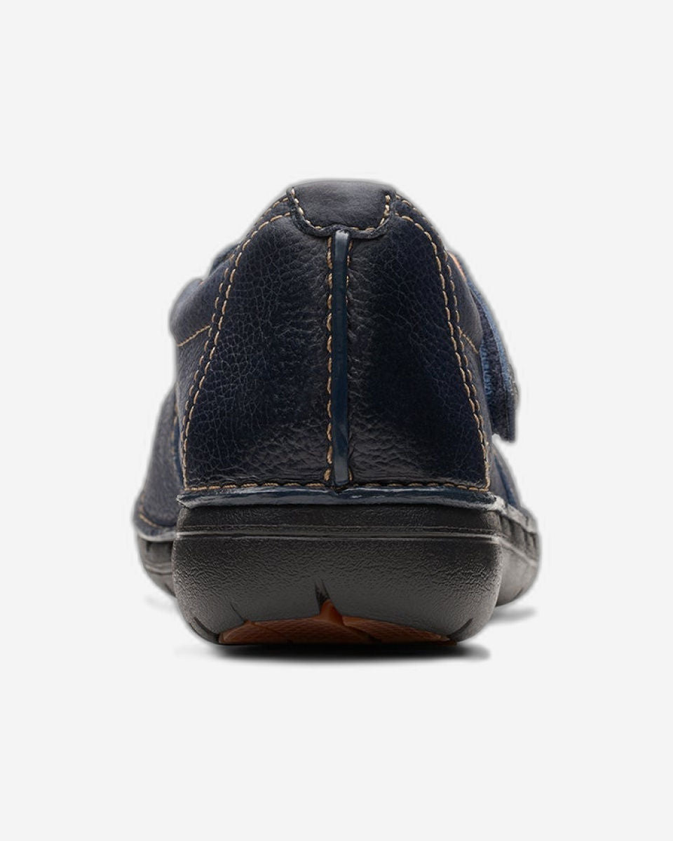 Clarks Un Loop Strap (Standard Fit)