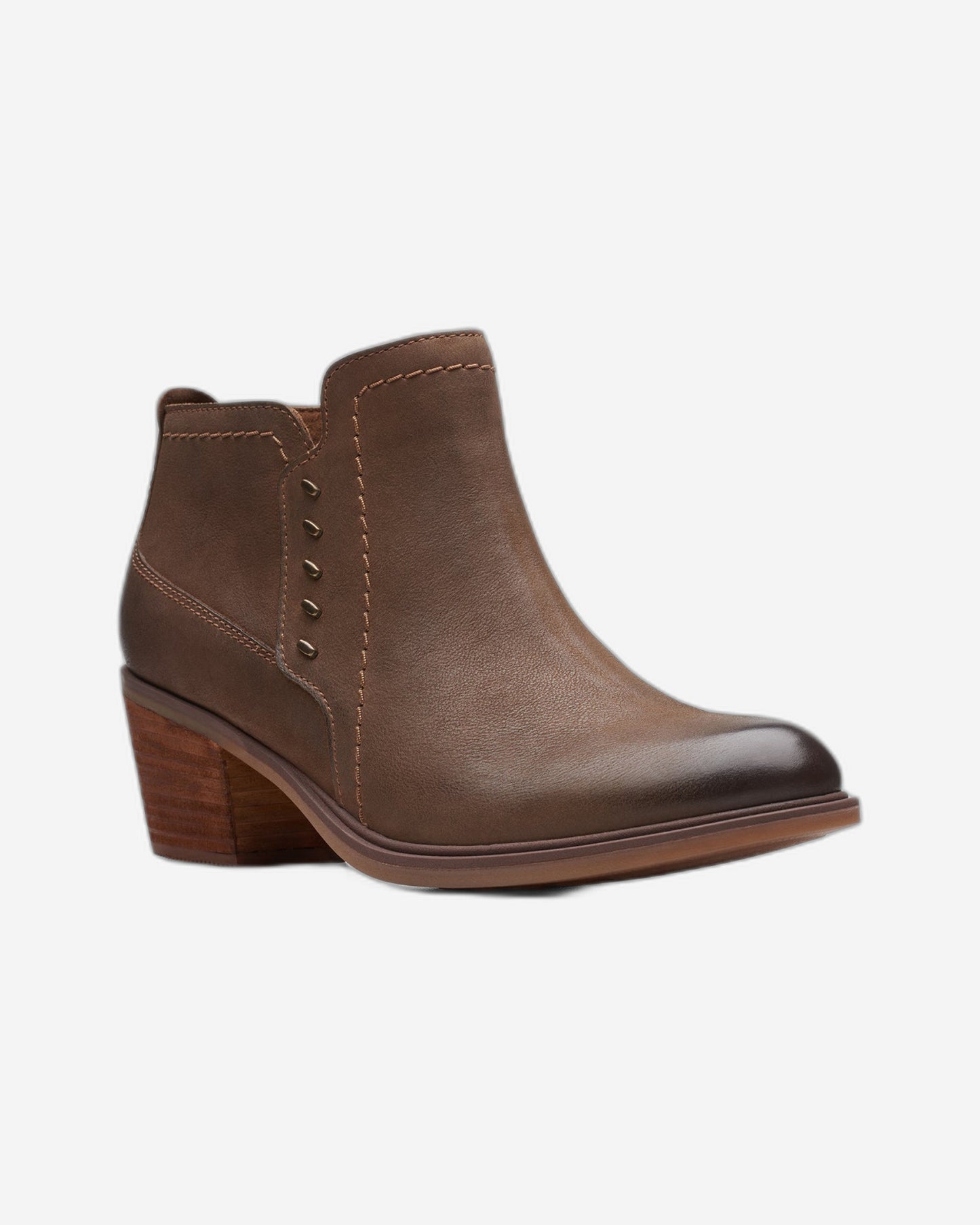Clarks Neva Lo Boots (Standard Fit)
