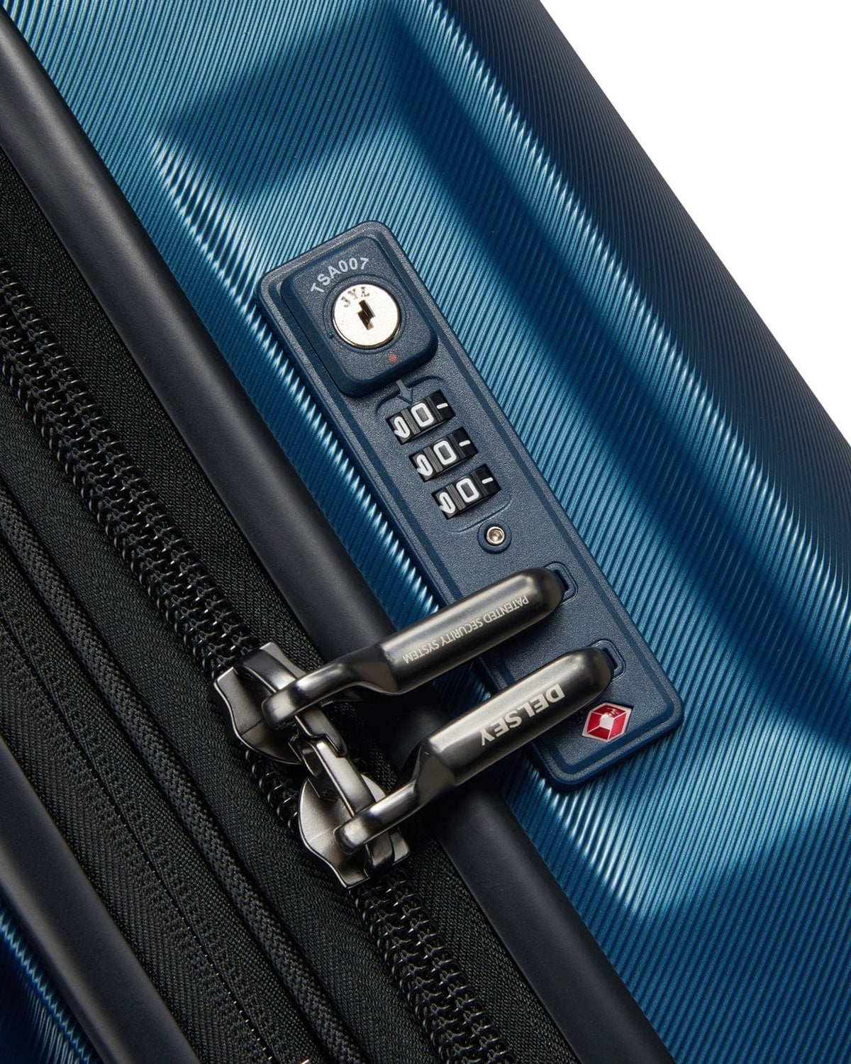 Delsey Paris Promenade Hard 2.0 55Cm Hardcase 4 Double Wheel Expandable Cabin Luggage Trolley Blue - 00208880102