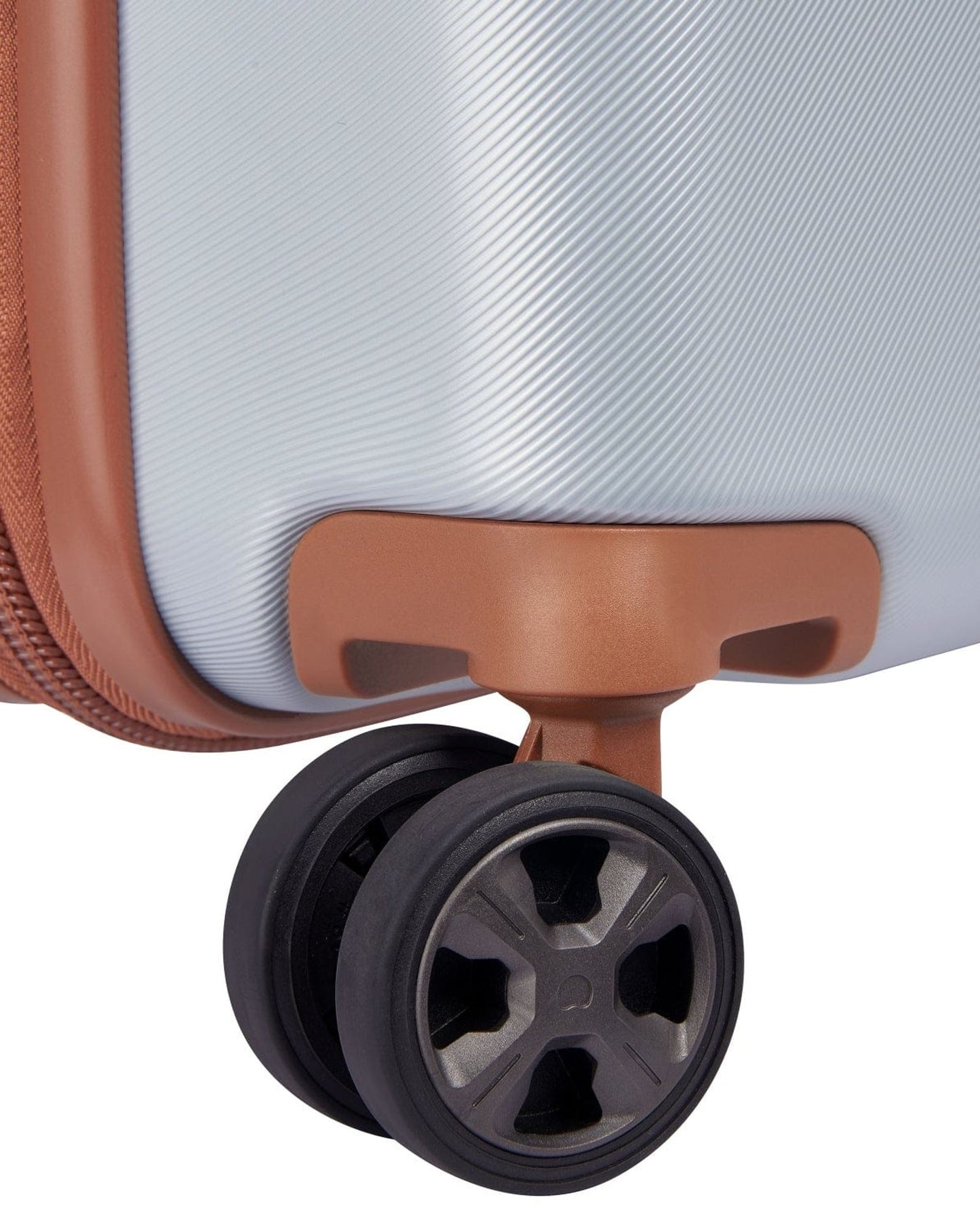 Delsey Paris Promenade Hard 2.0