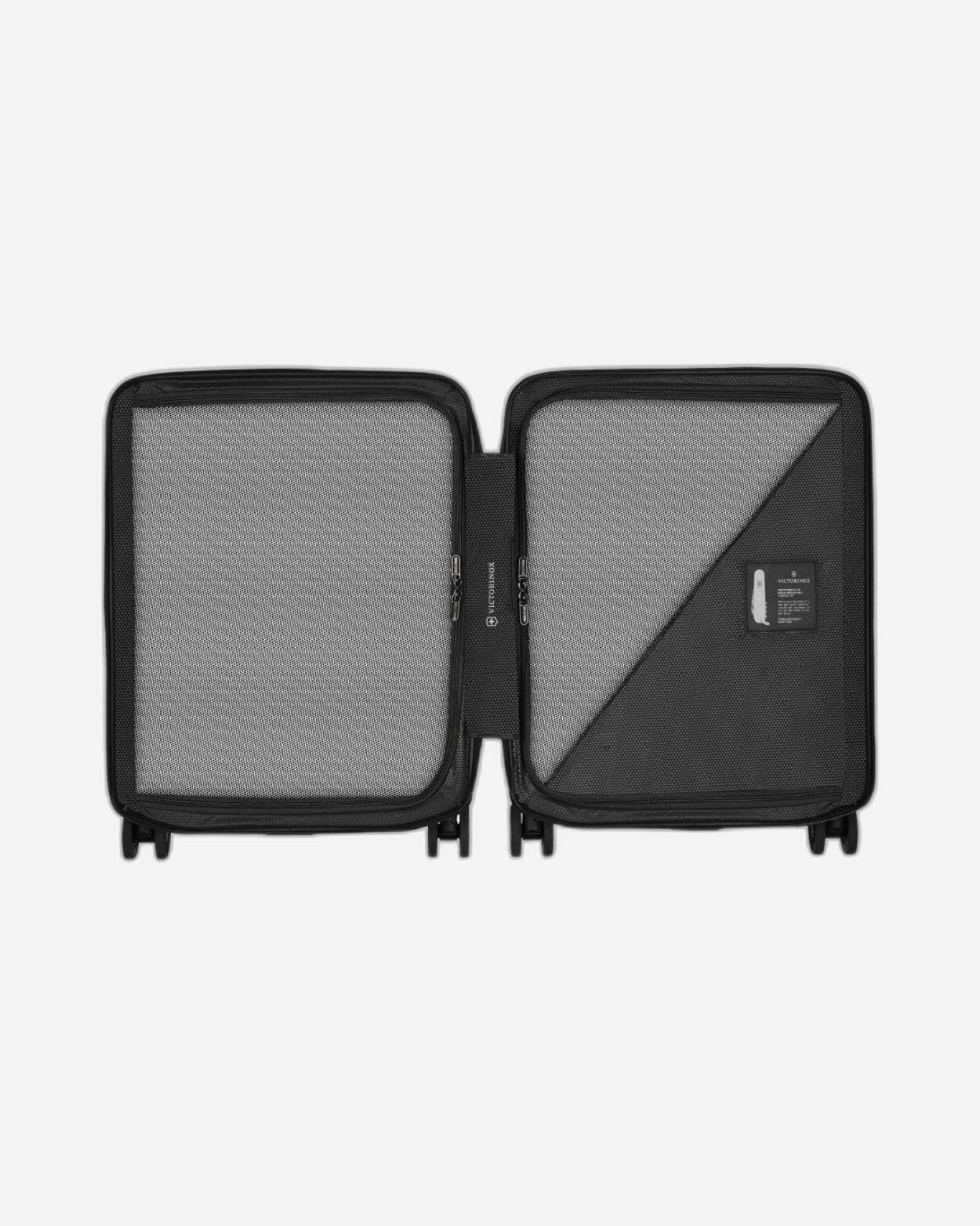 Victorinox Airox 55cm Global Hardside Non Expandable Super Lightweight Cabin Luggage Trolley Silver - 612499