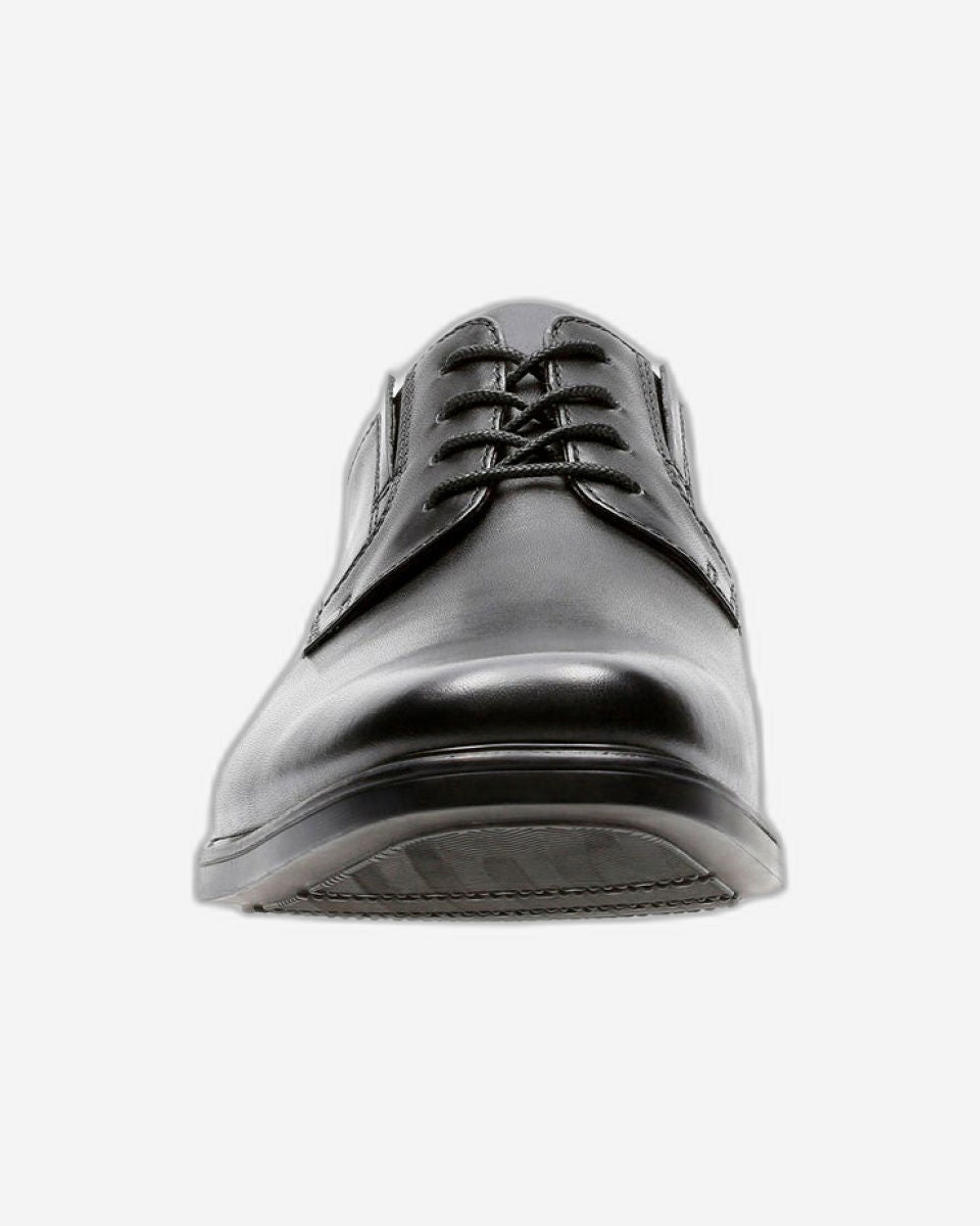 Clarks Tilden Plain Shoes (Wide Fit)