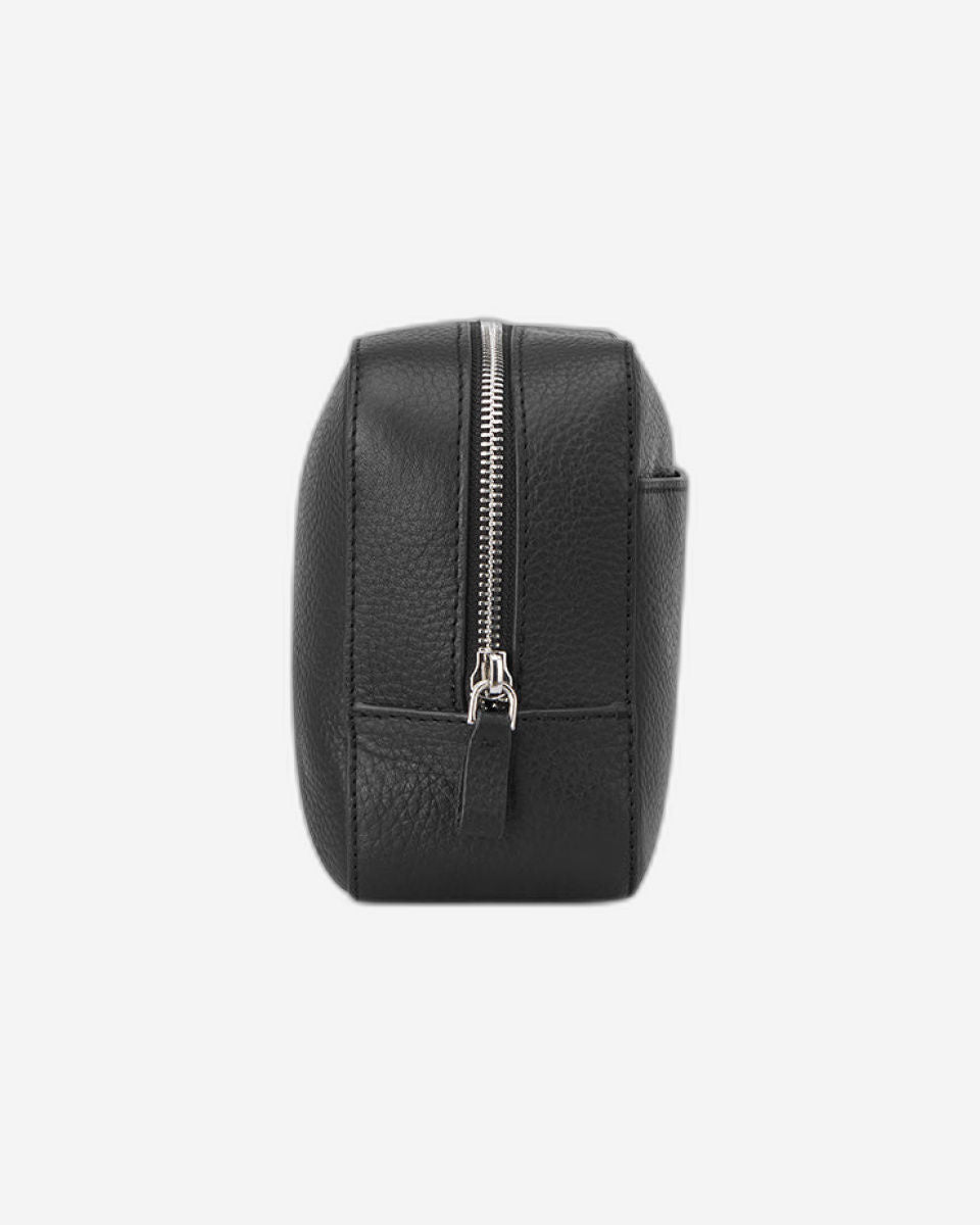 Delsey Paris Lecuir Graine Toiletry Bag