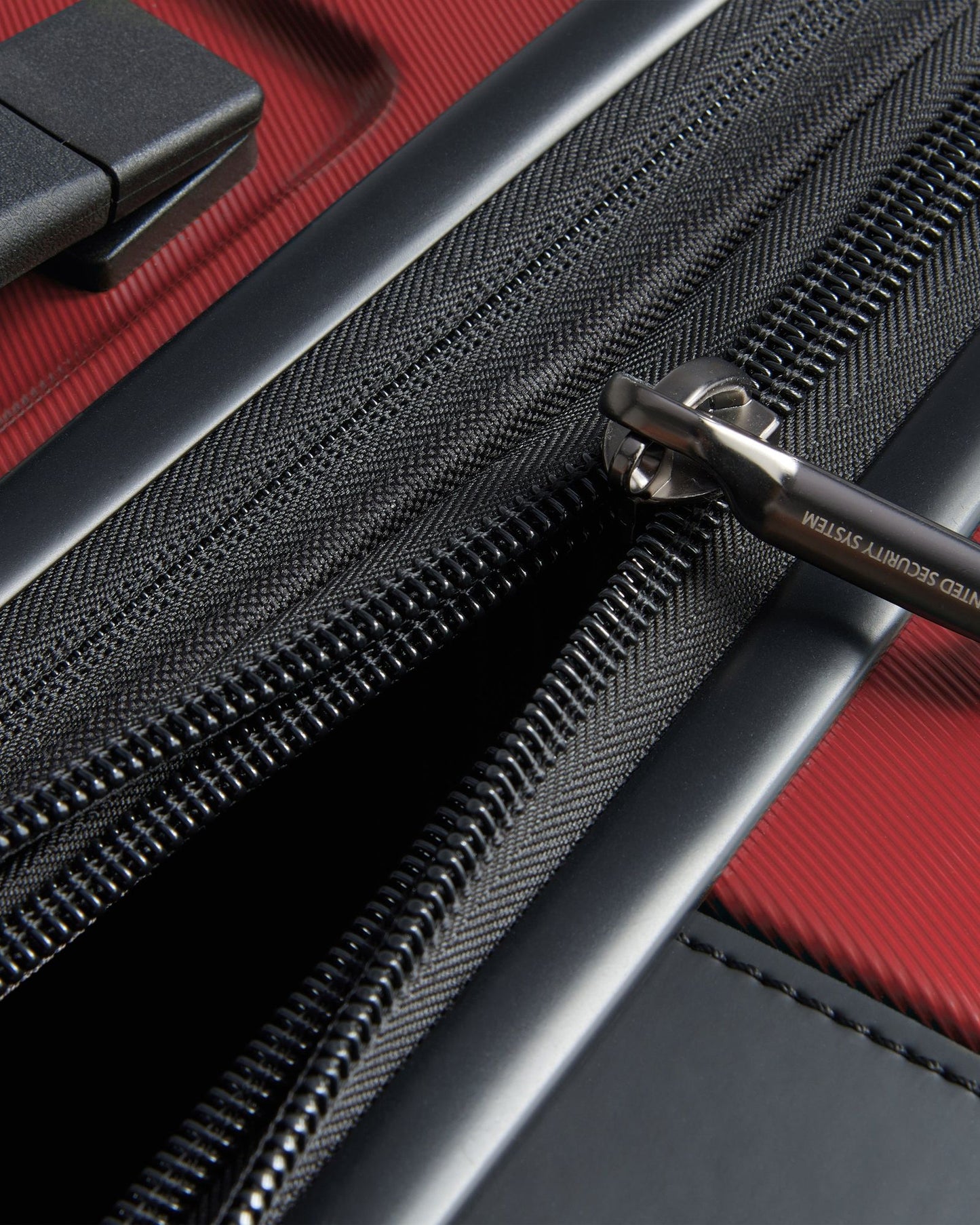 Delsey Paris Promenade Hard 2.0