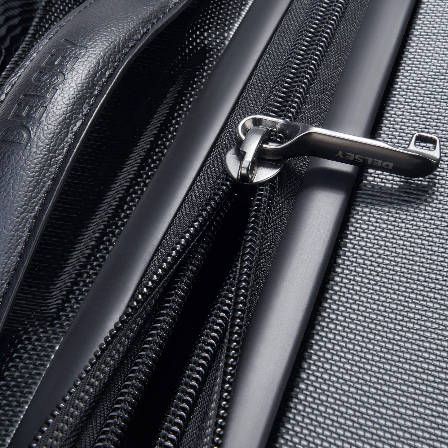 Delsey Paris Chatelet Air 67Cm Hardcase 4 Double Wheel Check-In Luggage Trolley Black - 00167281000