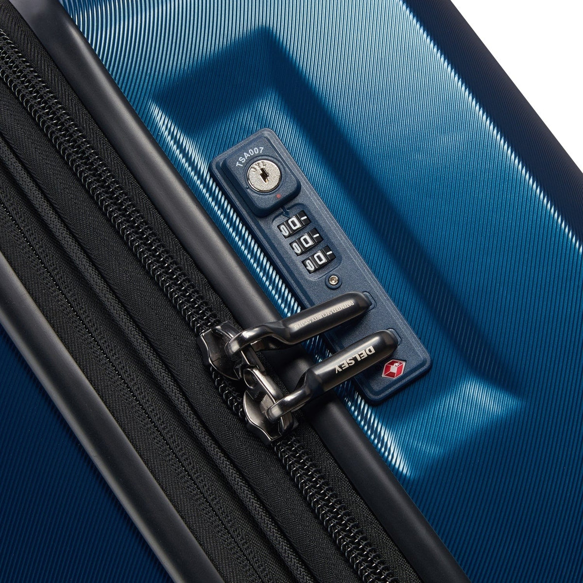 Delsey Paris Promenade Hard 2.0 82Cm Hardcase 4 Double Wheel Expandable Check-In Luggage Trolley Blue - 00208881902