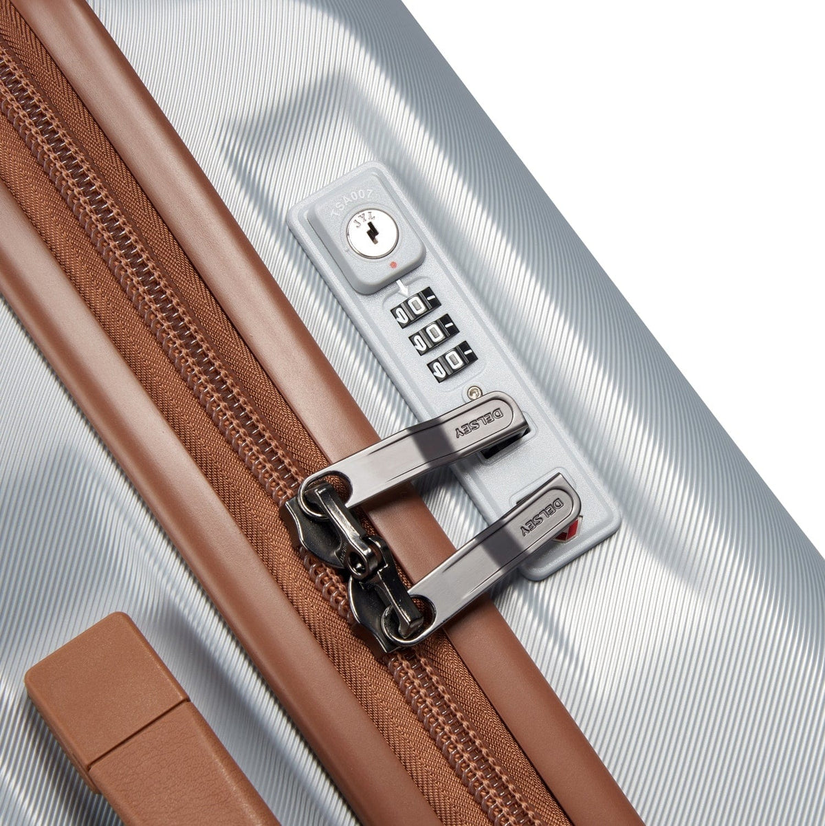 Delsey Paris Promenade Hard 2.0 55Cm Hardcase 4 Double Wheel Expandable Cabin Luggage Trolley Silver - 00208880111