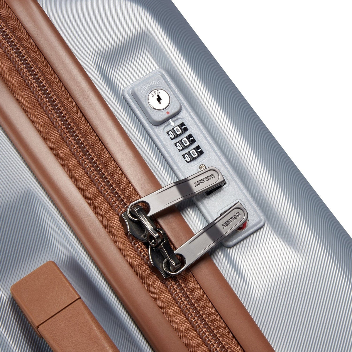 Delsey Paris Promenade Hard 2.0 70Cm Hardcase 4 Double Wheel Expandable Check-In Luggage Trolley Silver - 00208881911