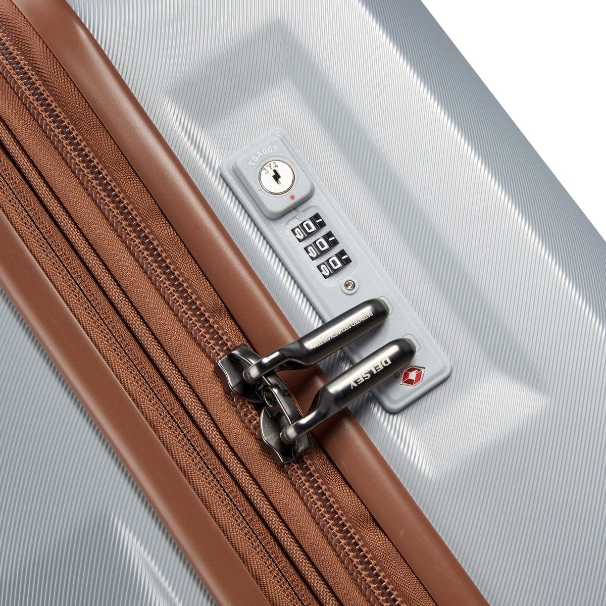 Delsey Paris Promenade Hard 2.0 82Cm Hardcase 4 Double Wheel Expandable Check-In Luggage Trolley Silver - 00208883111