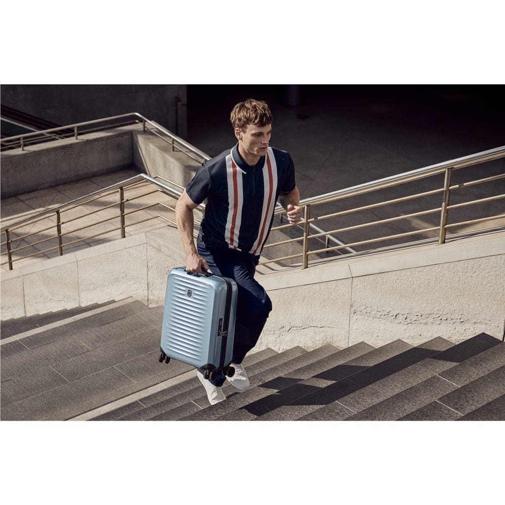 Victorinox Airox Global Carry-On 55Cm Hardside Non-Expandable Cabin Luggage Trolley Case Light Blue - 610922
