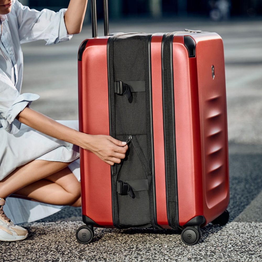 Victorinox Spectra 3.0 69Cm Medium Hardside Expandable Check-In Case Luggage Trolley Red - 611760