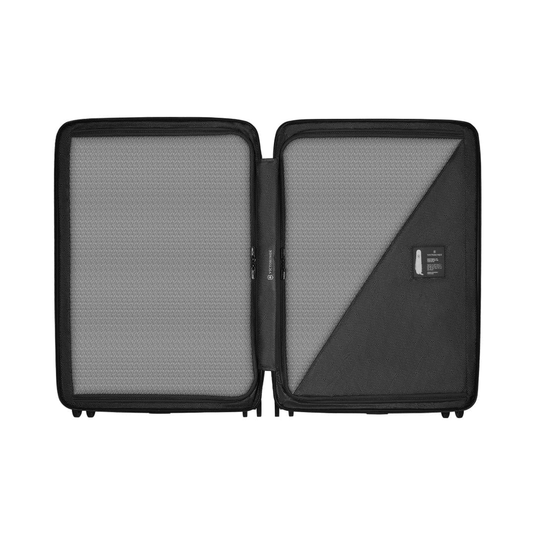 Victorinox Airox 75Cm Global Hardside Non Expandable Super Lightweight Check-In Luggage Trolley Black - 612509