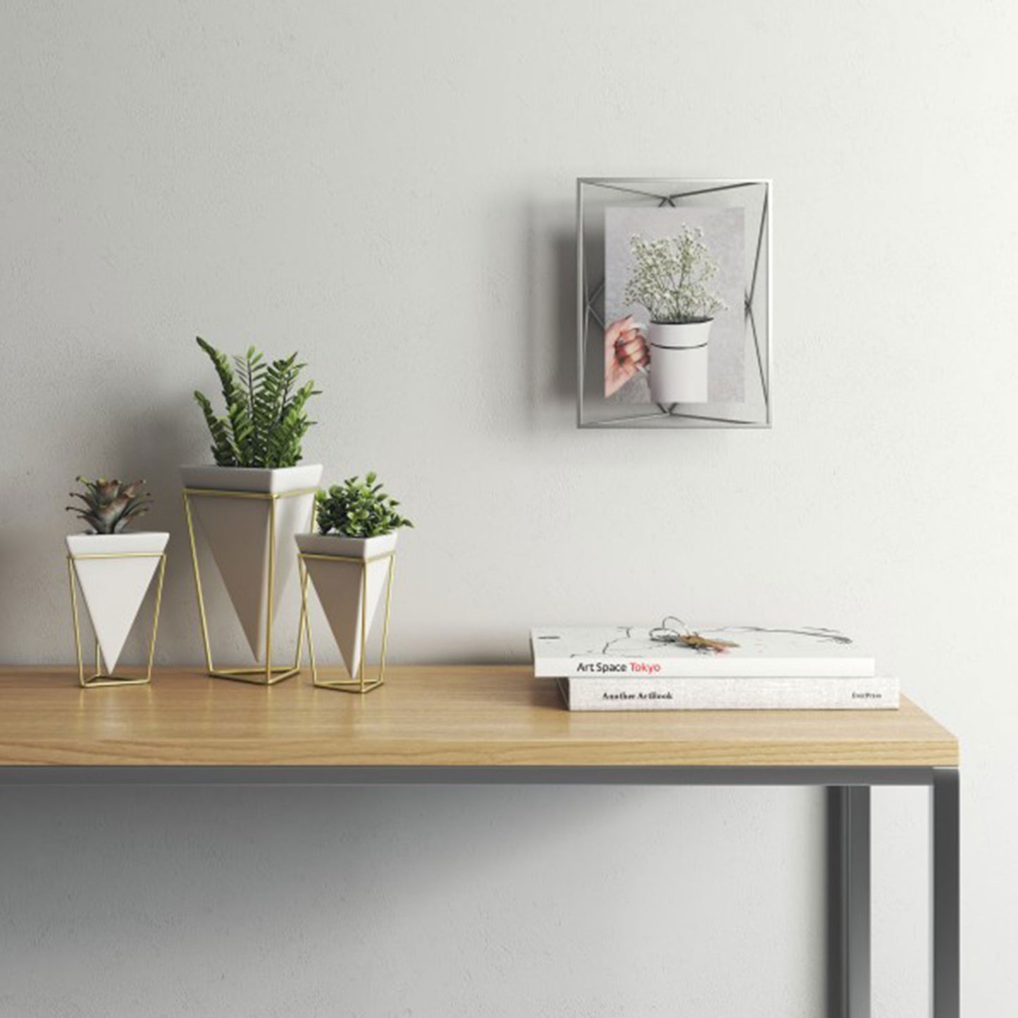 Umbra Prisma Picture Frame 5X7 Chrome - 313015-158