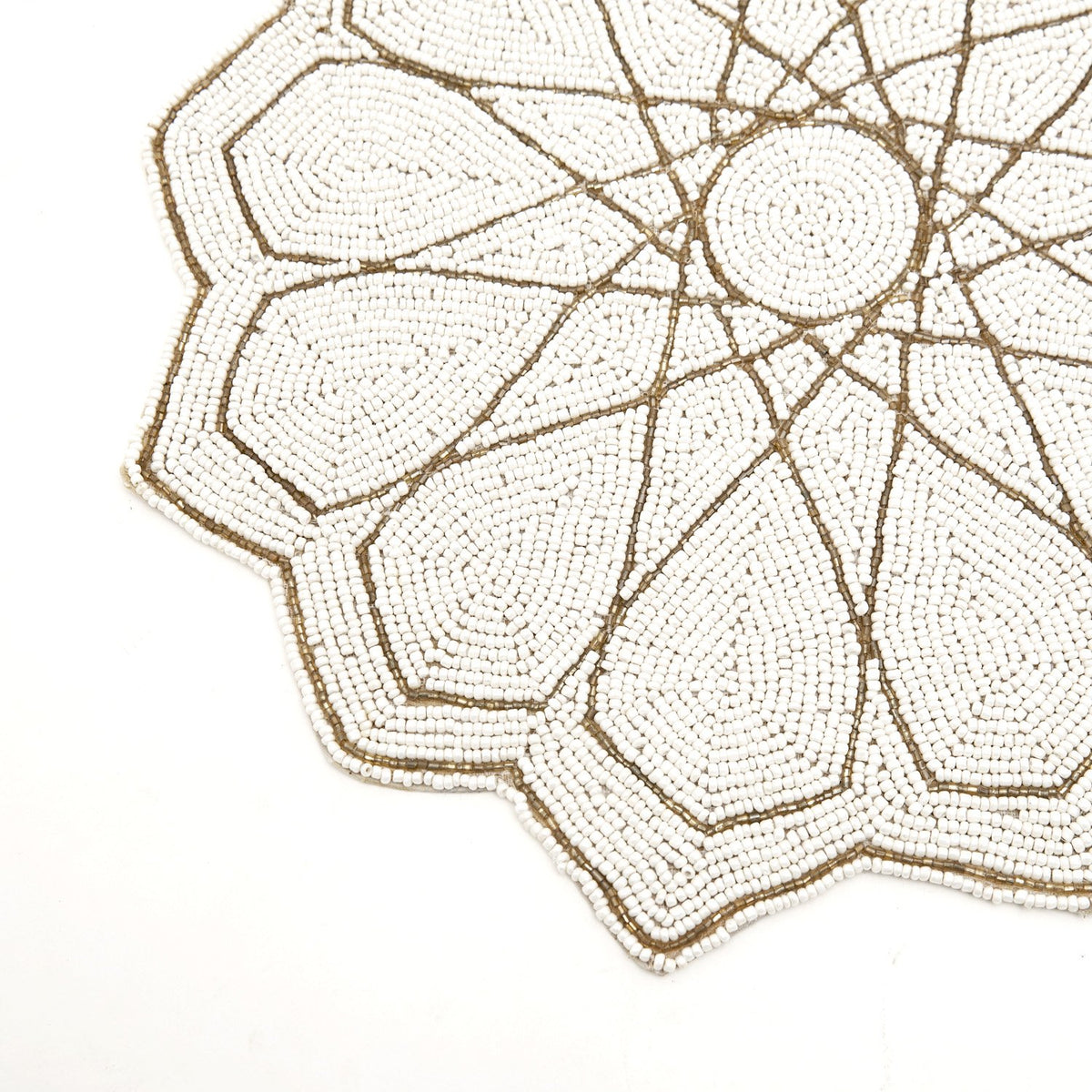 Arvind Daisy Gls Beaded Placemat Wht/Gld 36X36 - Pm172163