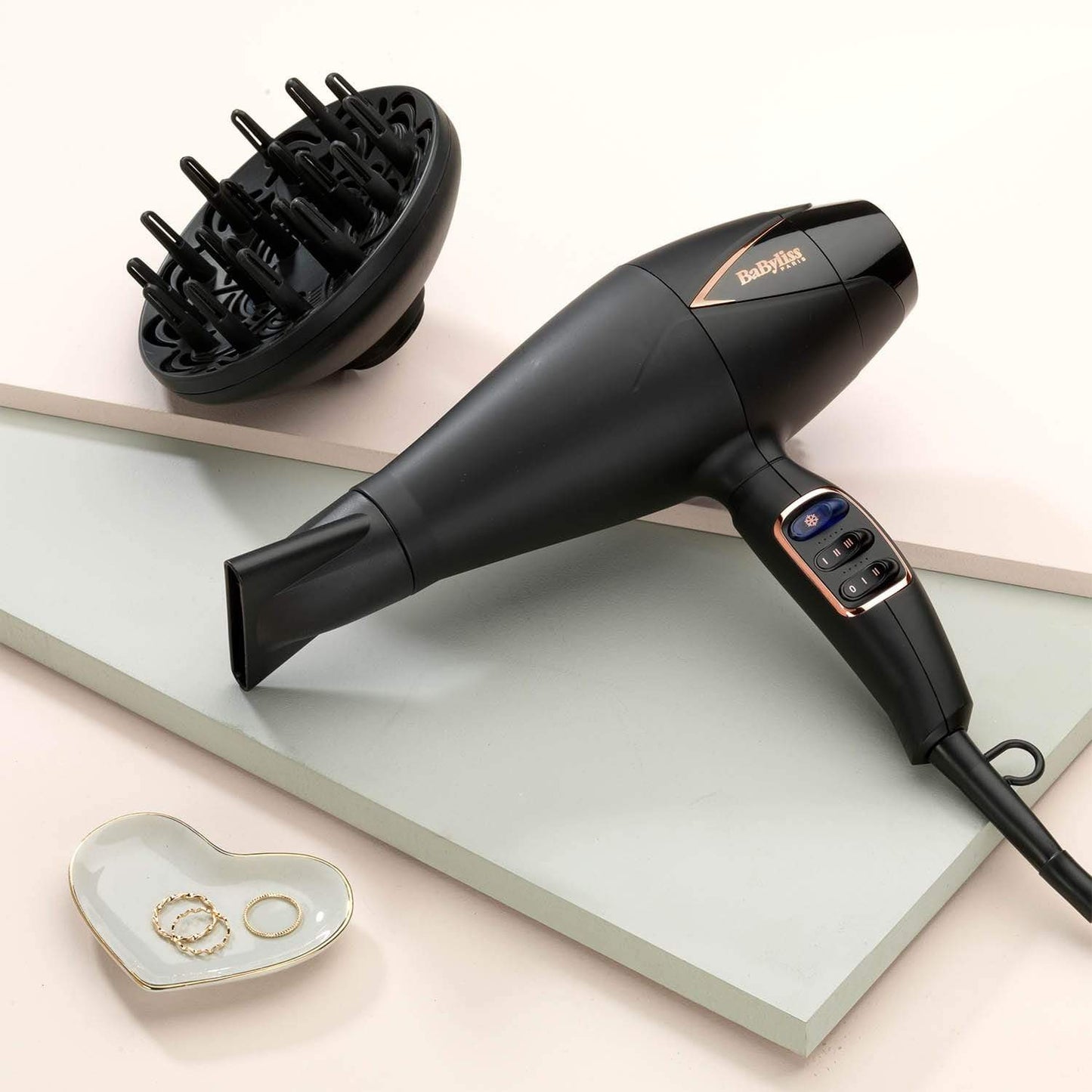 Babyliss Digital Dryer 2200W Black Bronze Super Ionic Diffuser  Frizz Control 3 Heat 2 Speed Cool Shot Titanium Ceramic Slim Nozzle - D665Sde