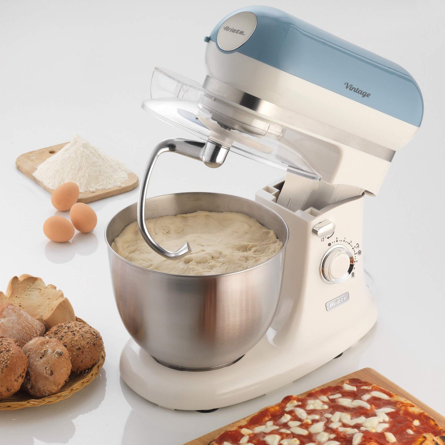 Ariete Vintage Kitchen Machine Cream/Blue, 1588-Bl