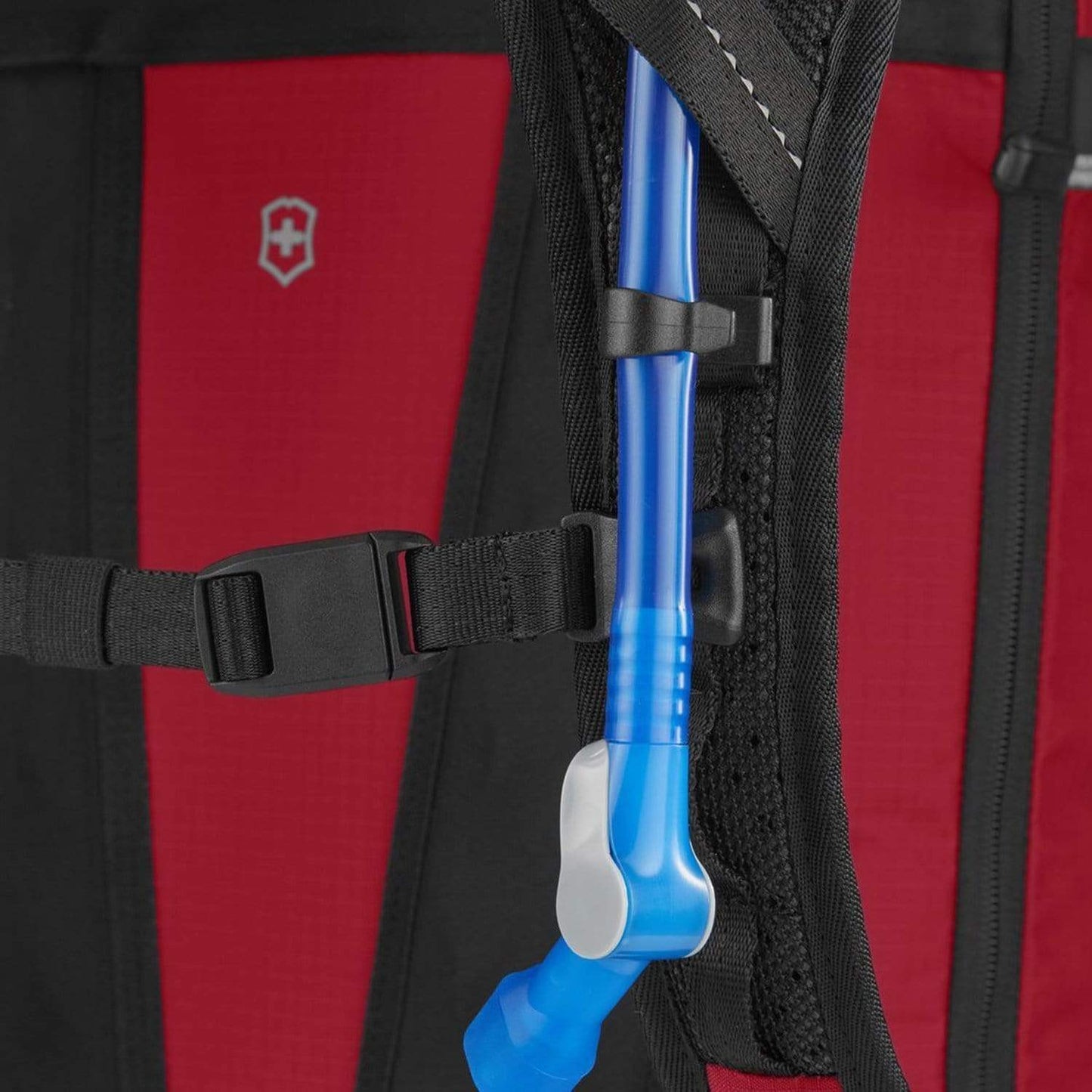 Victorinox Altmont Red